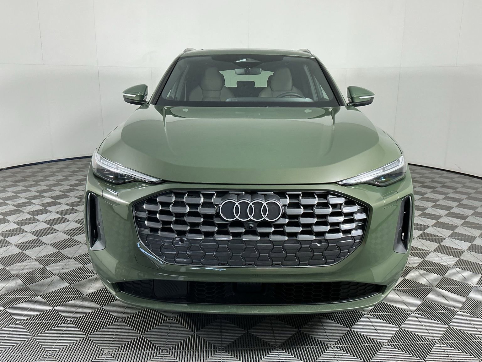 Used 2025 Audi Q5 Prestige image 2