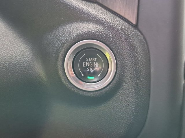 Used 2020 GMC Sierra 1500 AT4 w/ AT4 Premium Package AWD/4WD image 16
