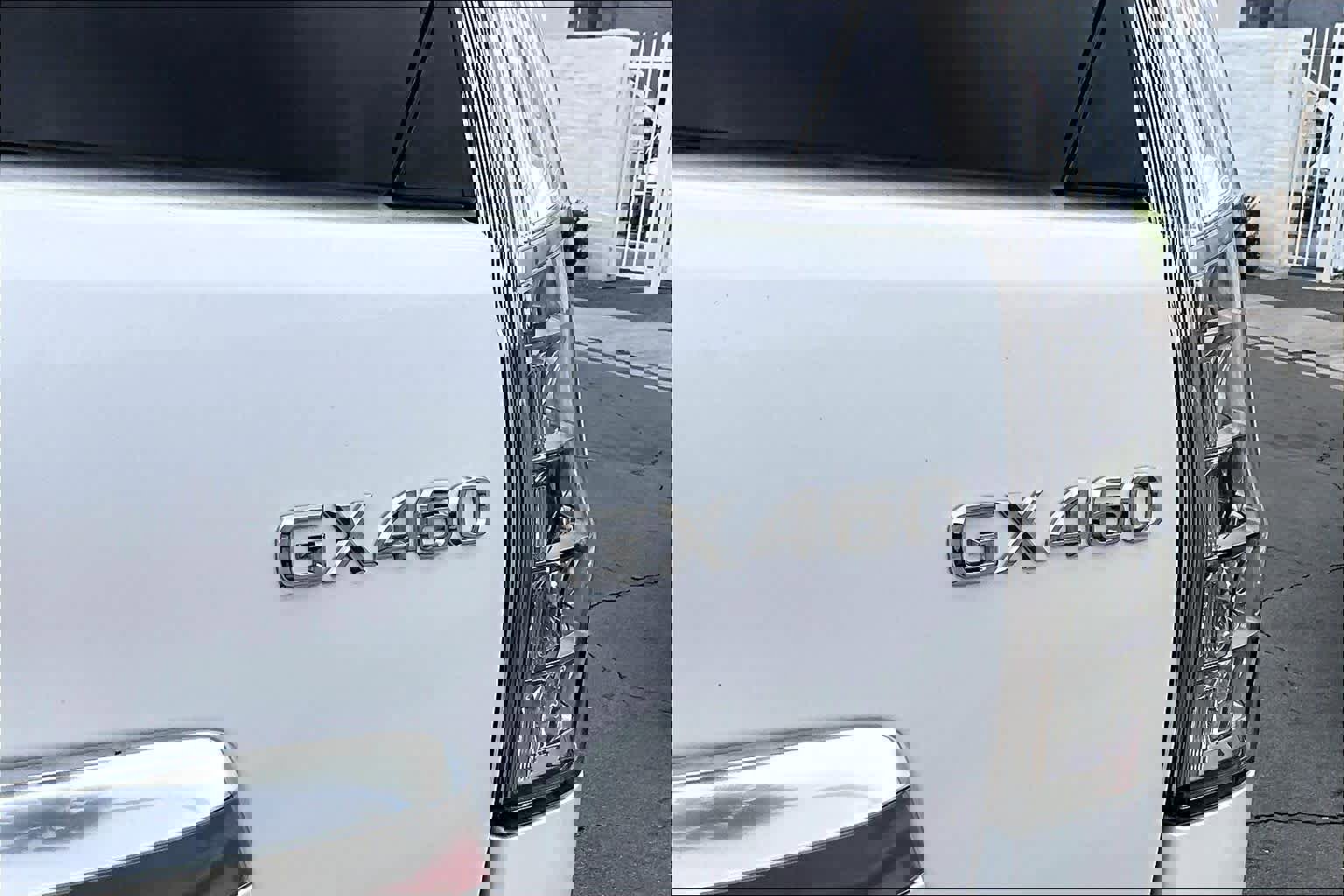 Used 2020 Lexus GX 460 Luxury w/ Off Road Package image 9