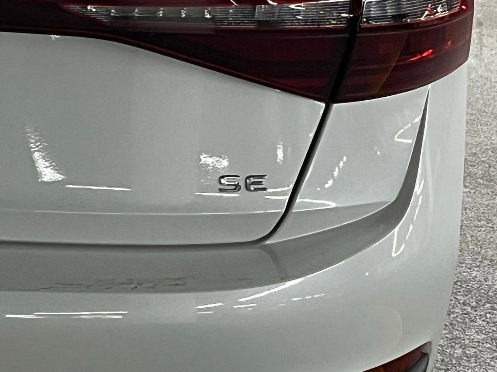 New 2026 Volkswagen Jetta SE FWD image 34