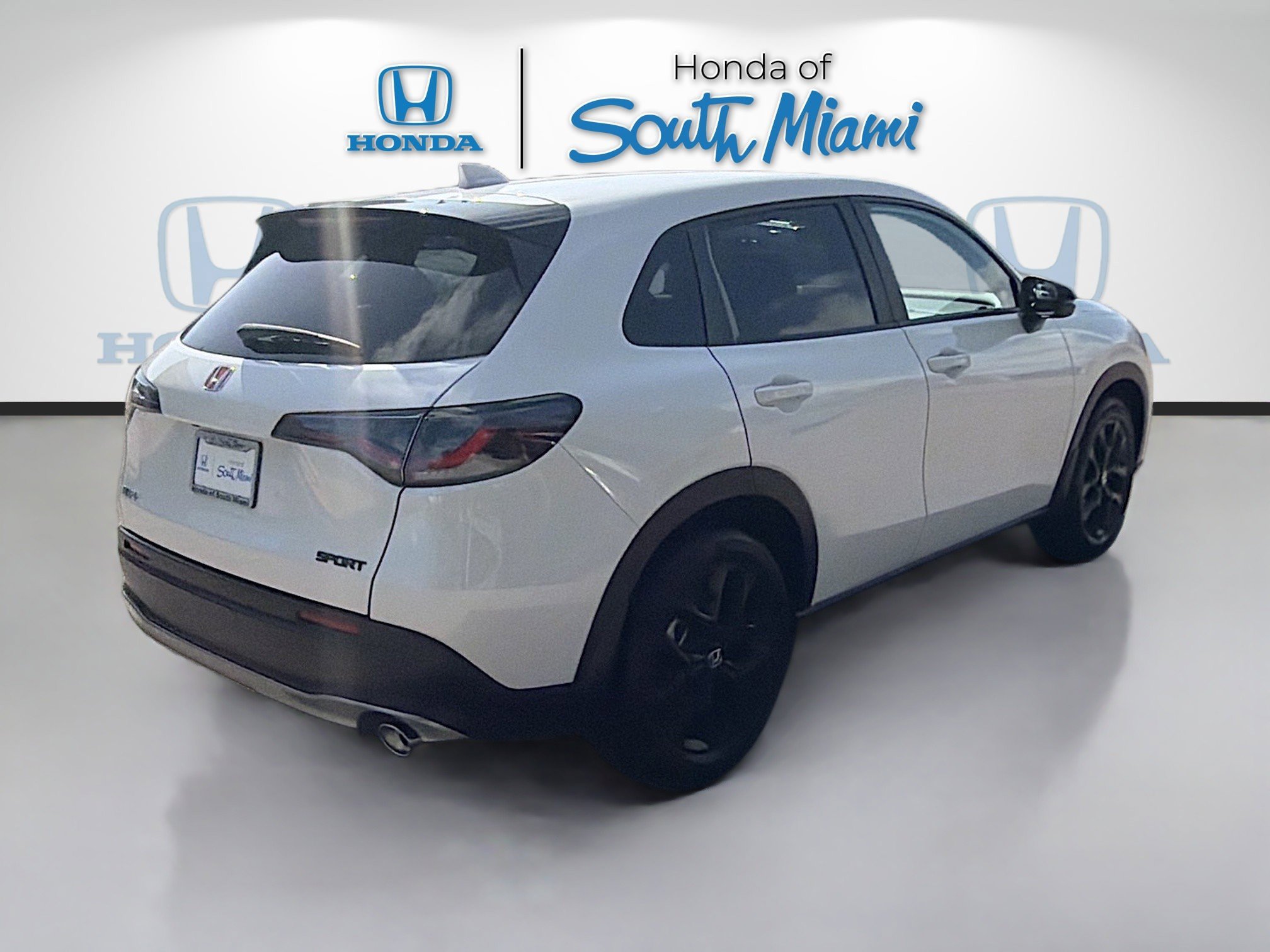 Certified 2025 Honda HR-V Sport image 7