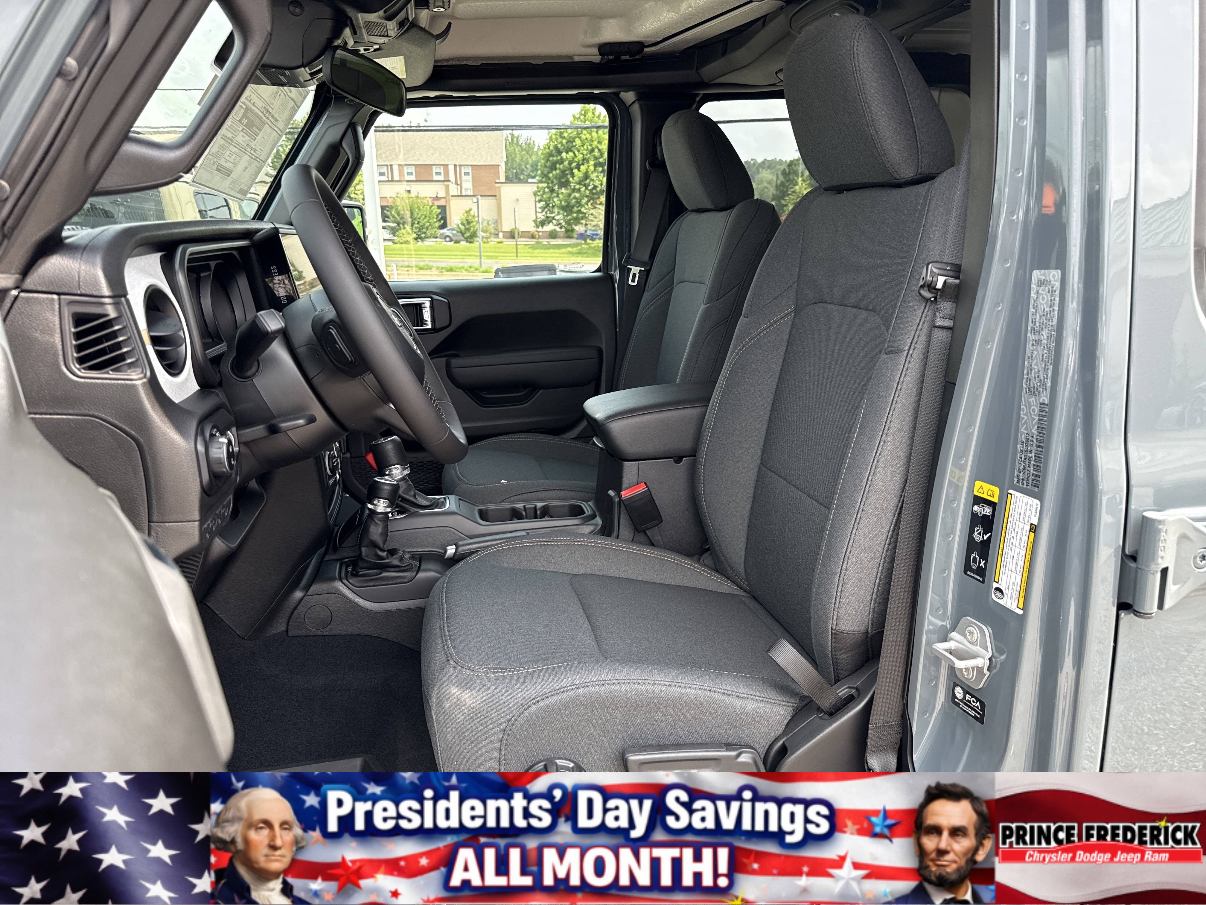 New 2025 Jeep Gladiator Sport image 11