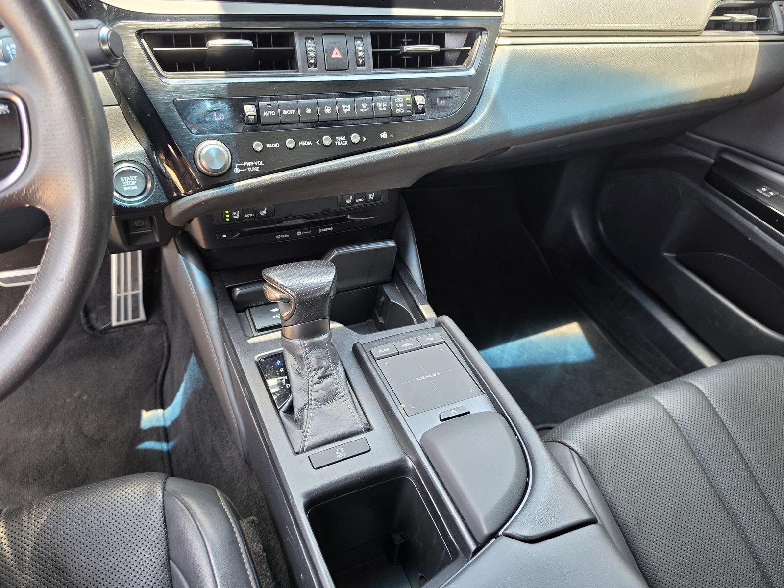 Used 2022 Lexus ES 350 F Sport w/ Accessory Package 2 FWD image 16
