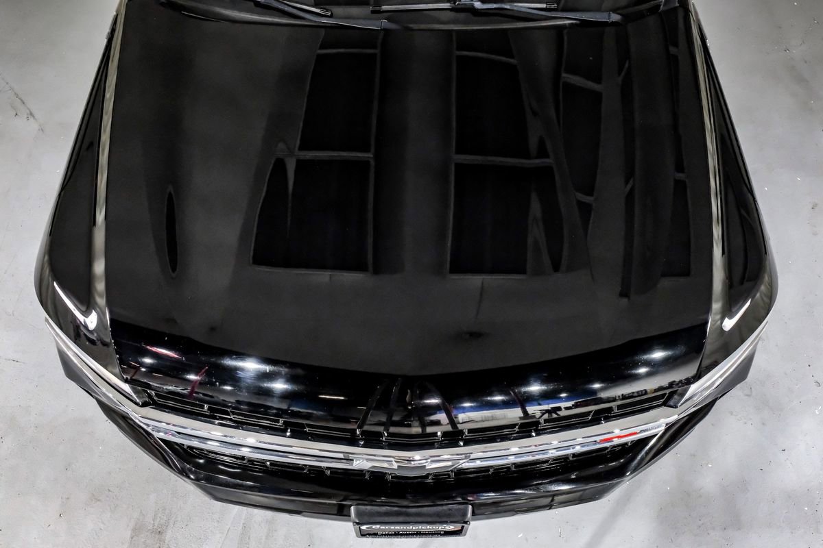 Used 2021 Chevrolet Suburban Z71 w/ Z71 Off-Road Package AWD/4WD image 40