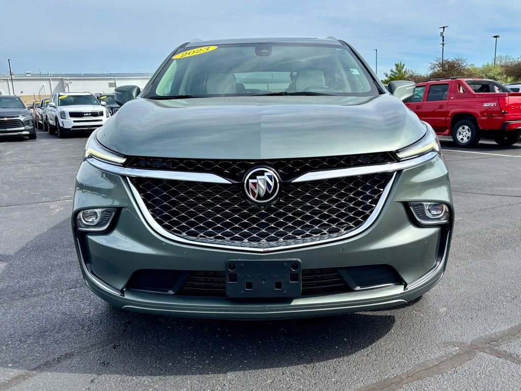 Used 2023 Buick Enclave Avenir w/ Trailering Package, 5000 lbs. FWD image 10