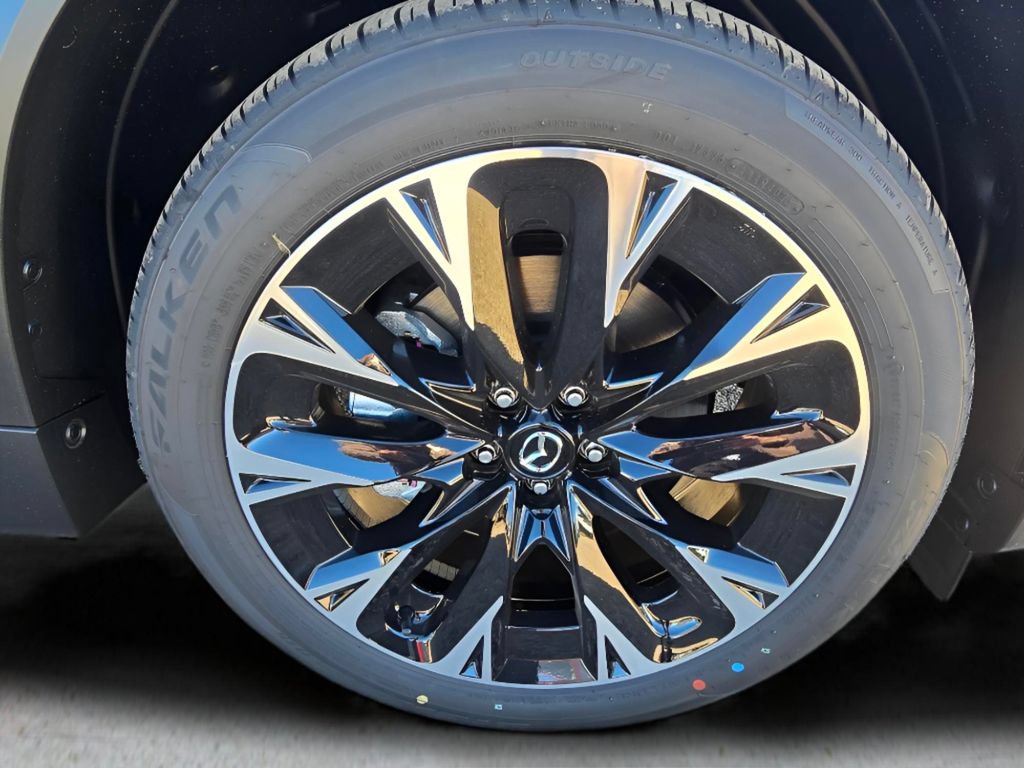 New 2026 MAZDA CX-90 Plug-In Hybrid w/ Premium Plus AWD/4WD image 9