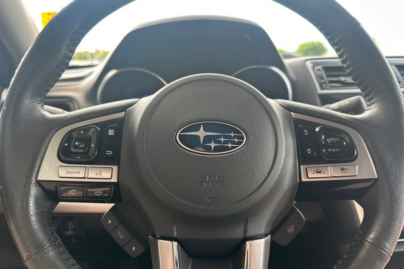 Used 2017 Subaru Outback 2.5i Touring AWD/4WD image 28