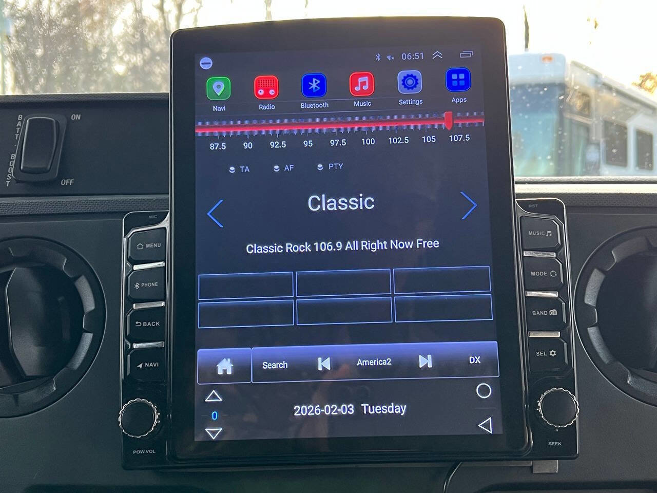 Used 2018 Ford E-350 and Econoline 350 Super Duty w/ Motorhome Prep Package image 13