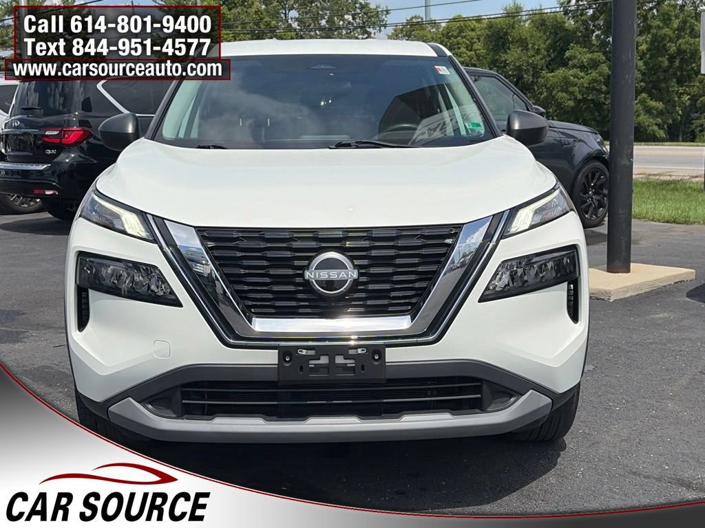 Used 2022 Nissan Rogue S FWD image 2