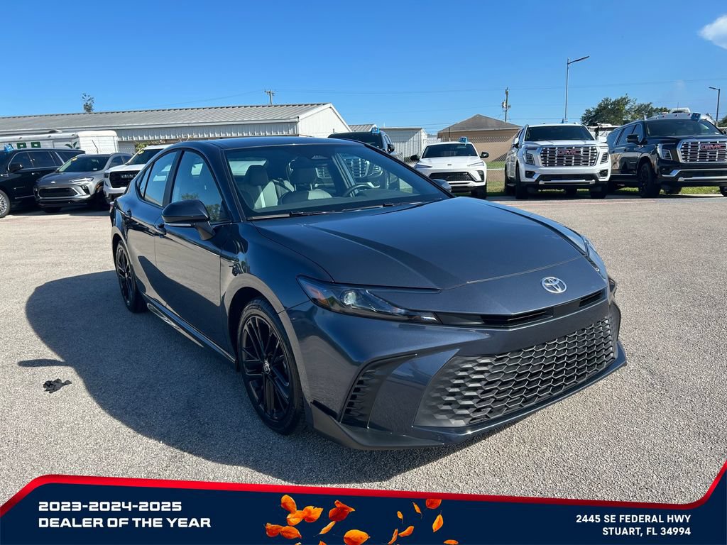 Used 2026 Toyota Camry SE FWD image 2