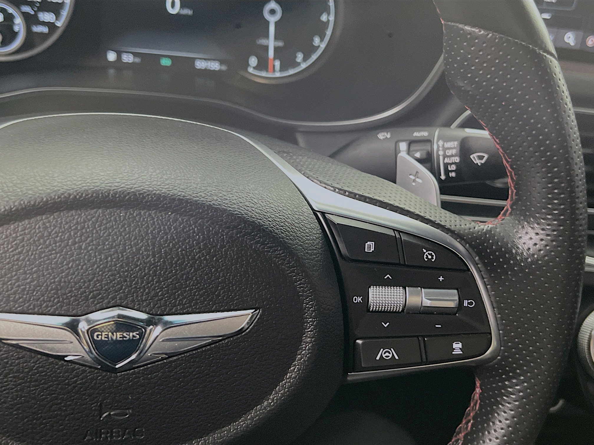 Used 2022 Genesis G70 3.3T w/ Sport Advanced Package image 20