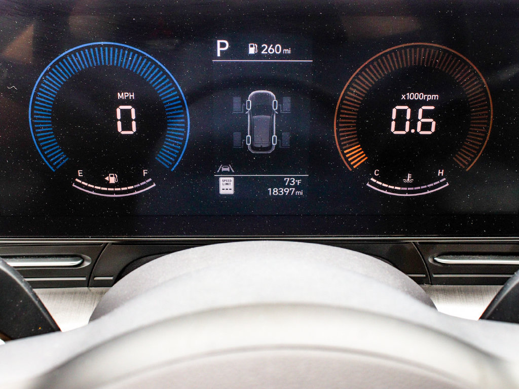 Used 2025 Hyundai Kona SEL AWD/4WD image 16