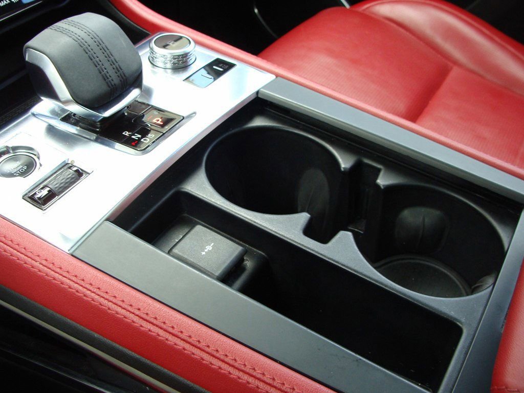 Used 2021 Jaguar F-PACE R-Dynamic S image 28