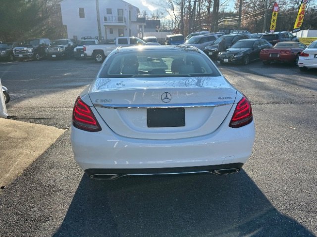 Used 2015 Mercedes-Benz C 300 4MATIC Sedan image 4