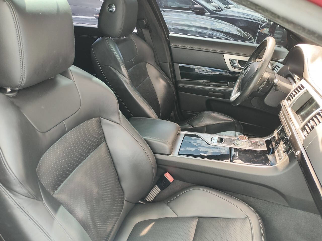 Used 2014 Jaguar XF 3.0 RWD image 51