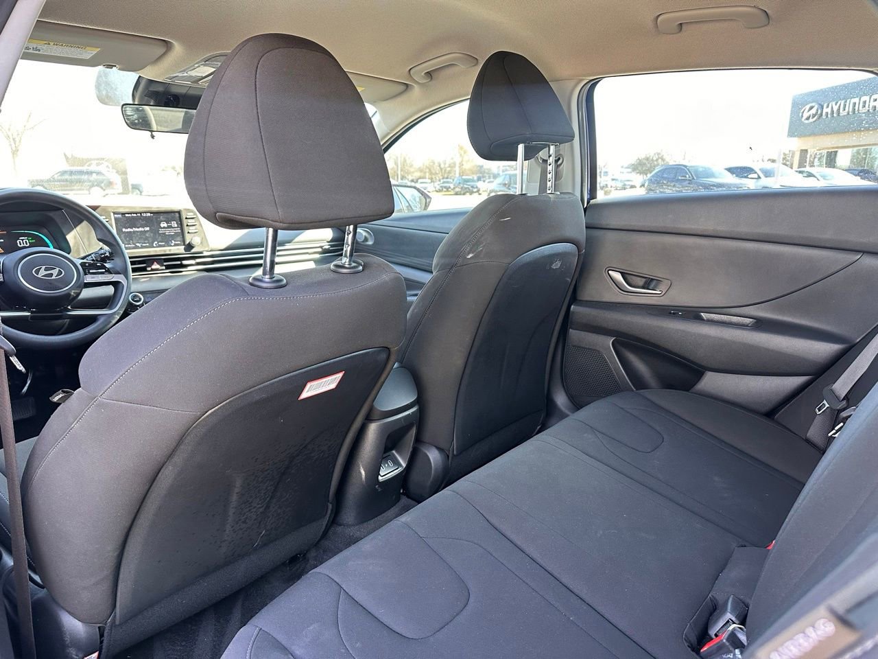 Used 2025 Hyundai Elantra Blue image 16