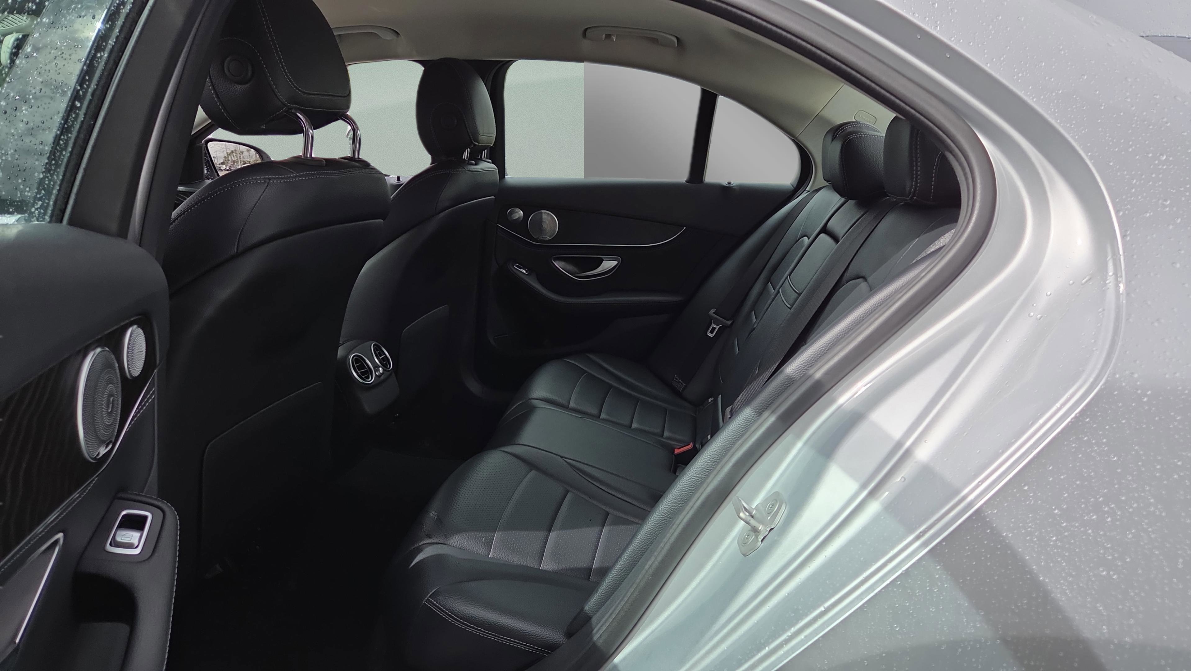 Used 2015 Mercedes-Benz C 300 4MATIC Sedan image 11