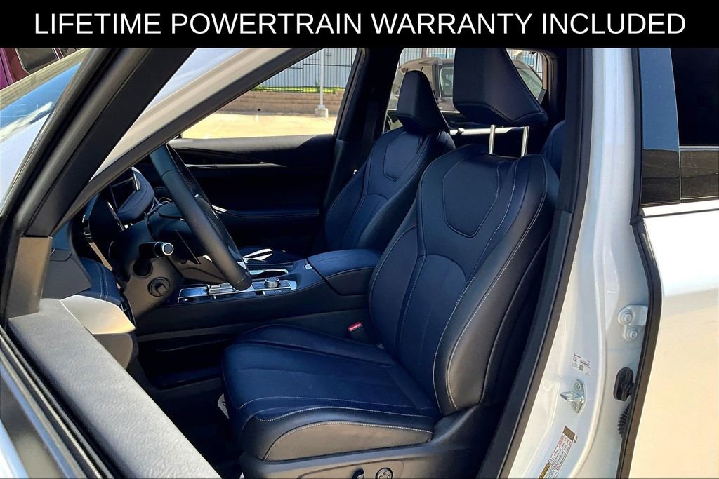 Certified 2026 INFINITI QX60 Sport w/ Dark Cargo Package image 32