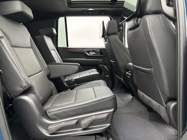 New 2026 GMC Yukon XL Denali w/ Denali Reserve Package image 42