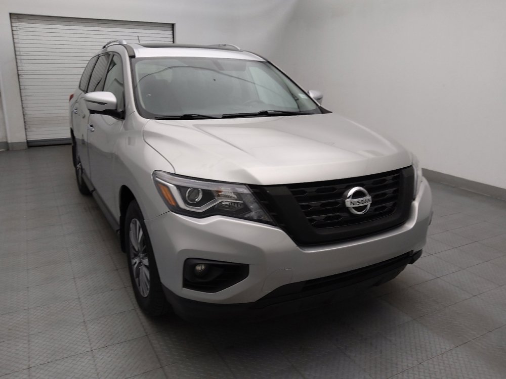Used 2017 Nissan Pathfinder SL w/ SL Premium Package FWD image 14