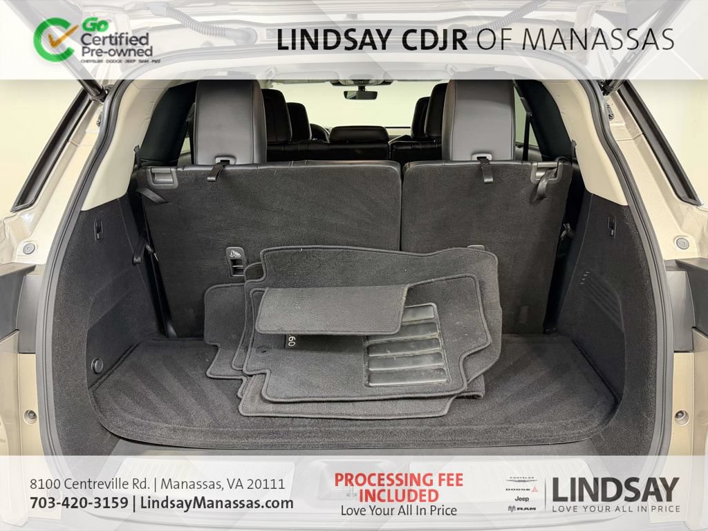 Used 2023 INFINITI QX60 Luxe w/ Cargo Package AWD/4WD image 16