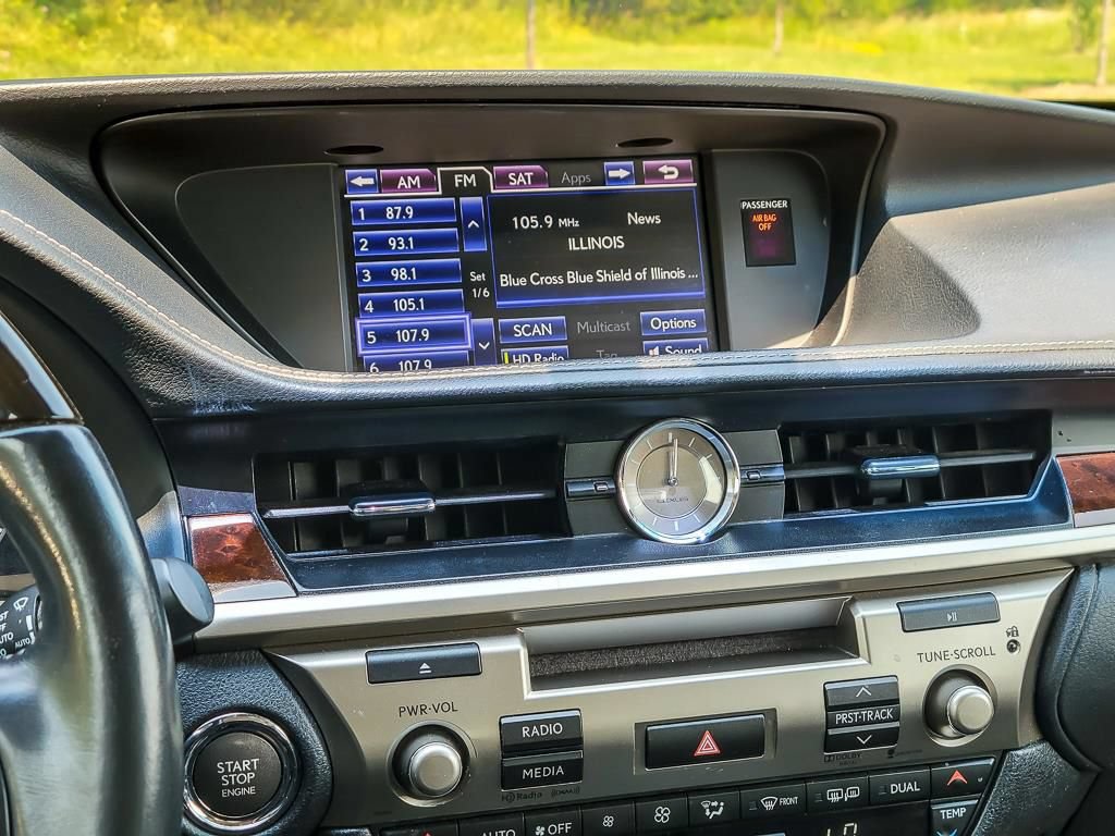 Used 2014 Lexus ES 350 w/ Luxury Package FWD image 22