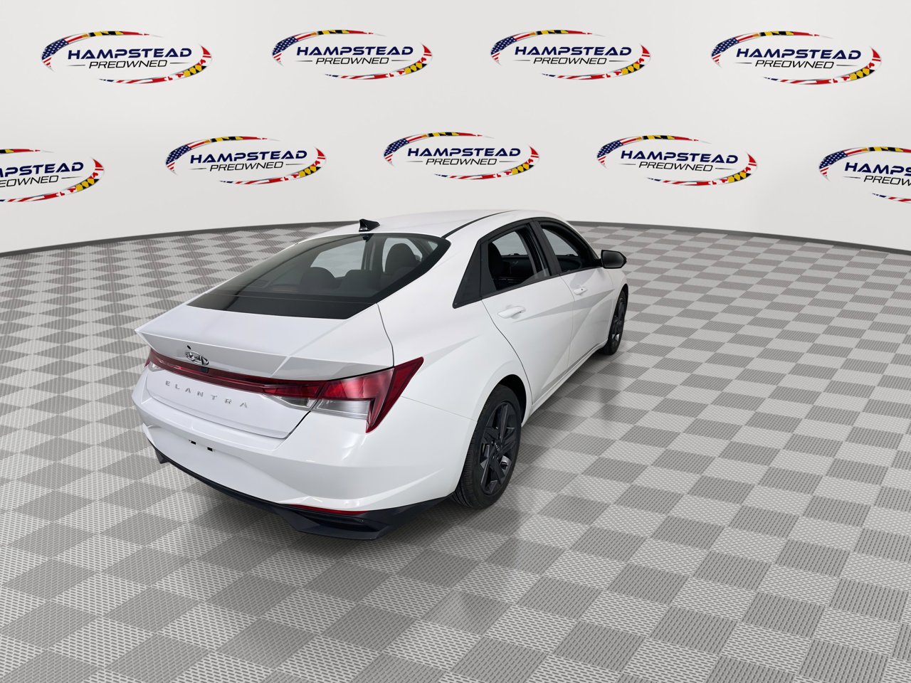 Used 2023 Hyundai Elantra SEL w/ Convenience Package image 8