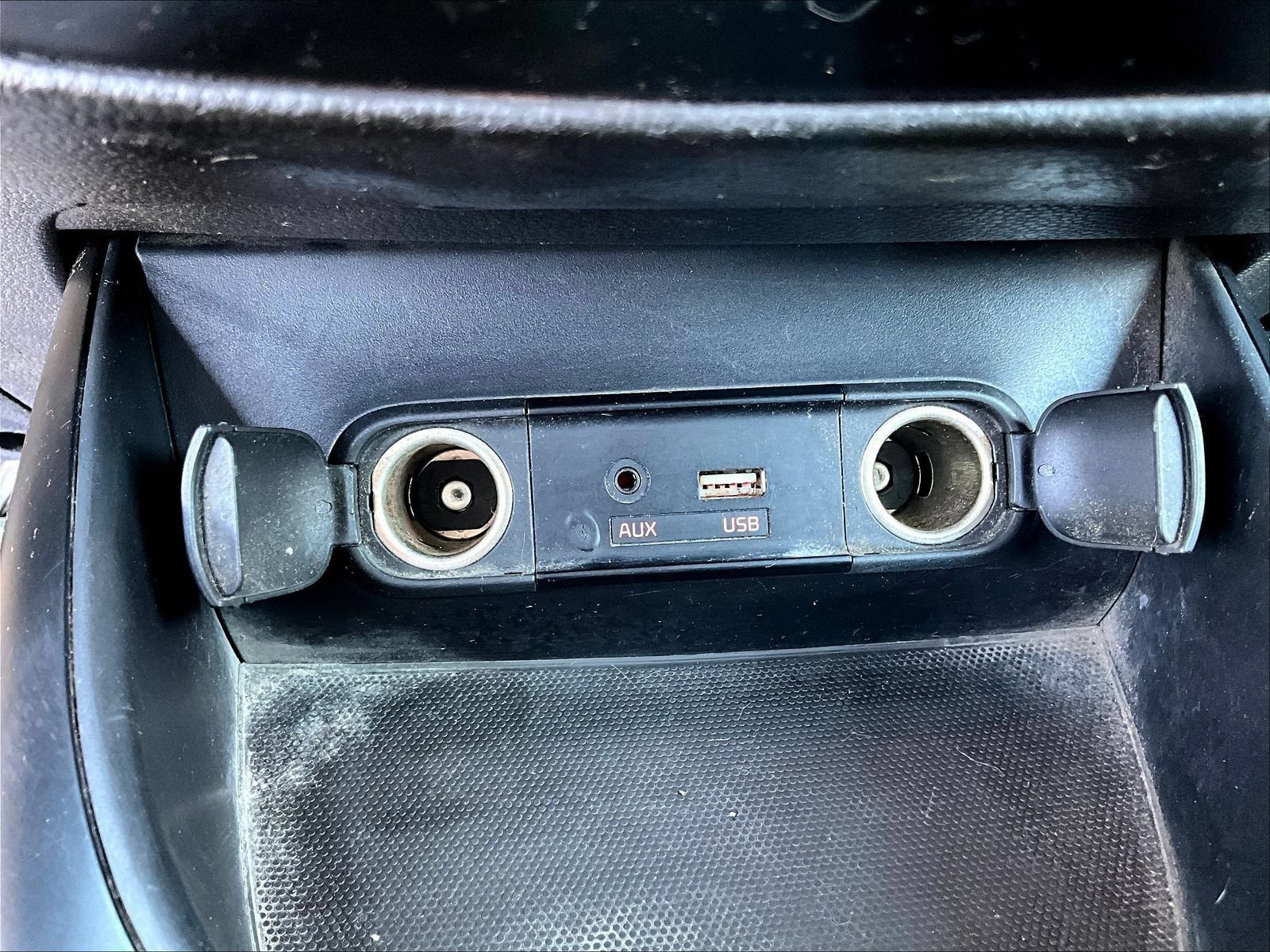 Used 2018 Kia Soul + FWD image 18