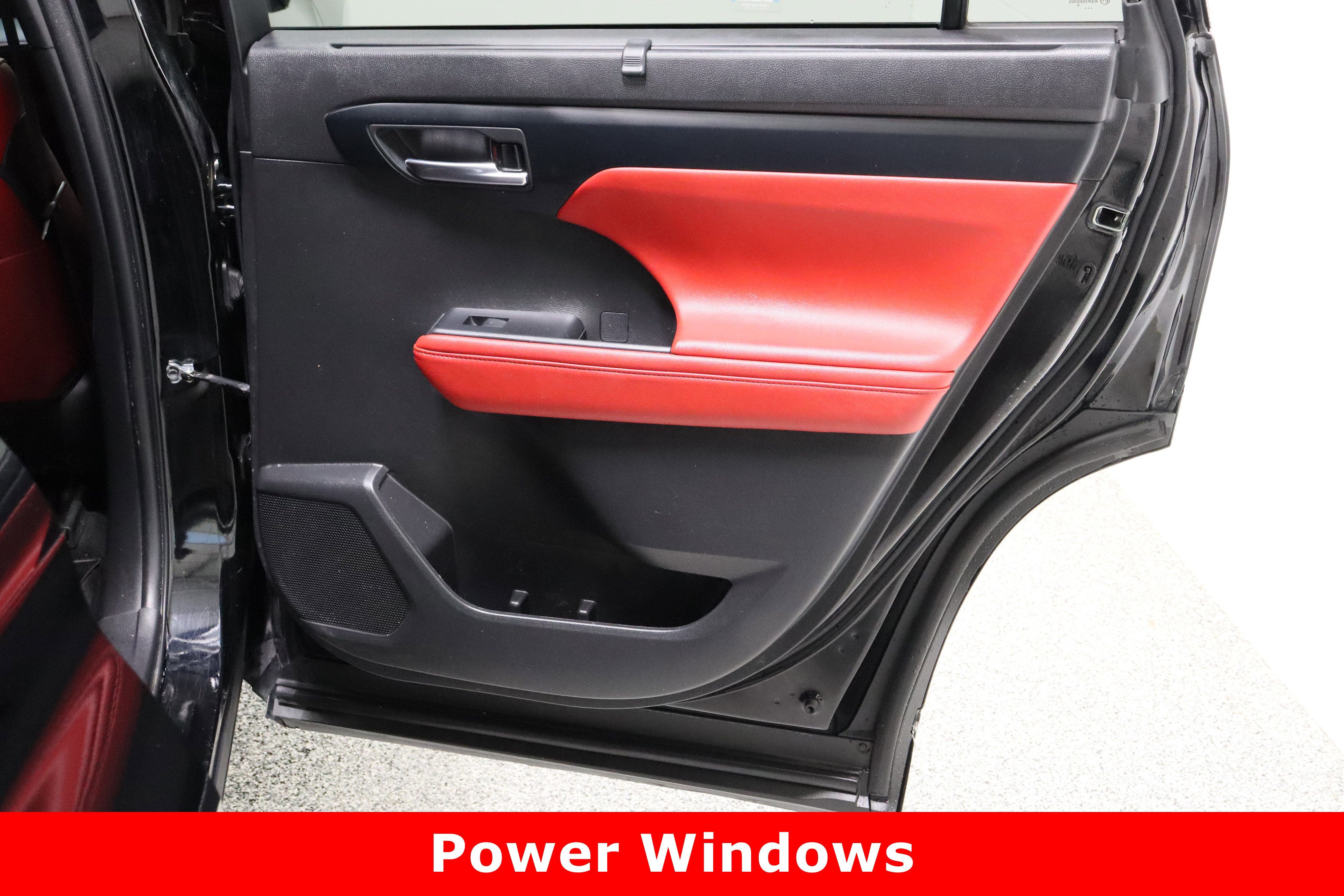 Used 2022 Toyota Highlander XSE image 37