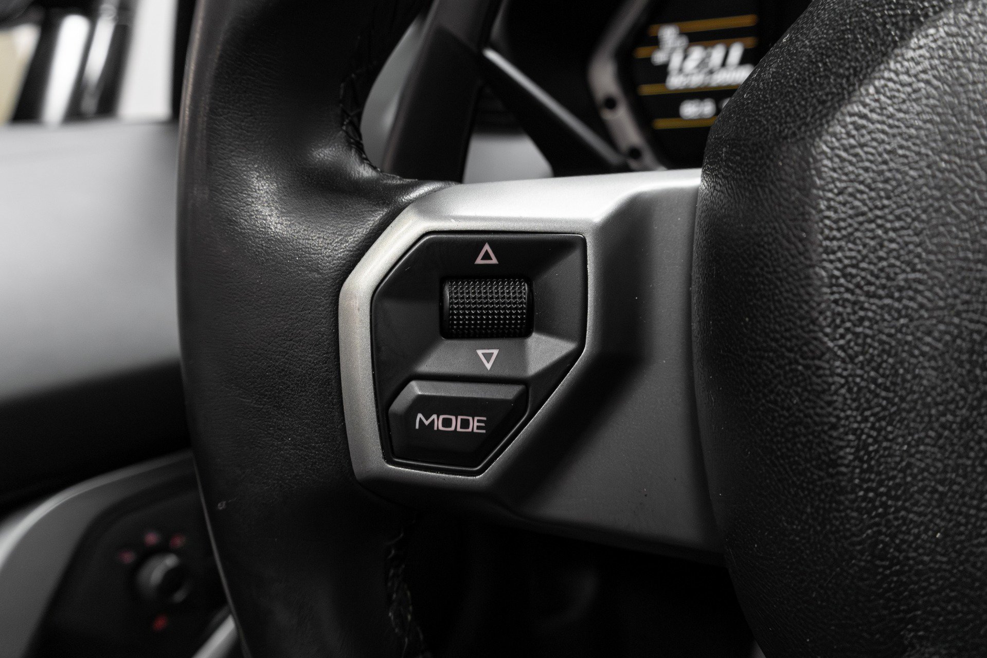 Used 2015 Lamborghini Aventador LP 700-4 image 54