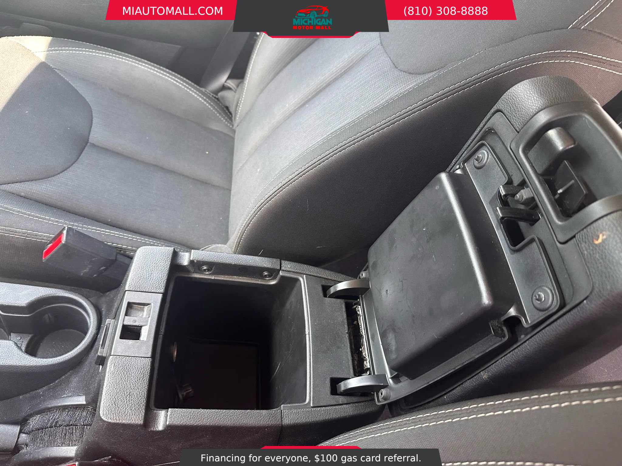 Used 2017 Jeep Wrangler Unlimited Sahara image 30