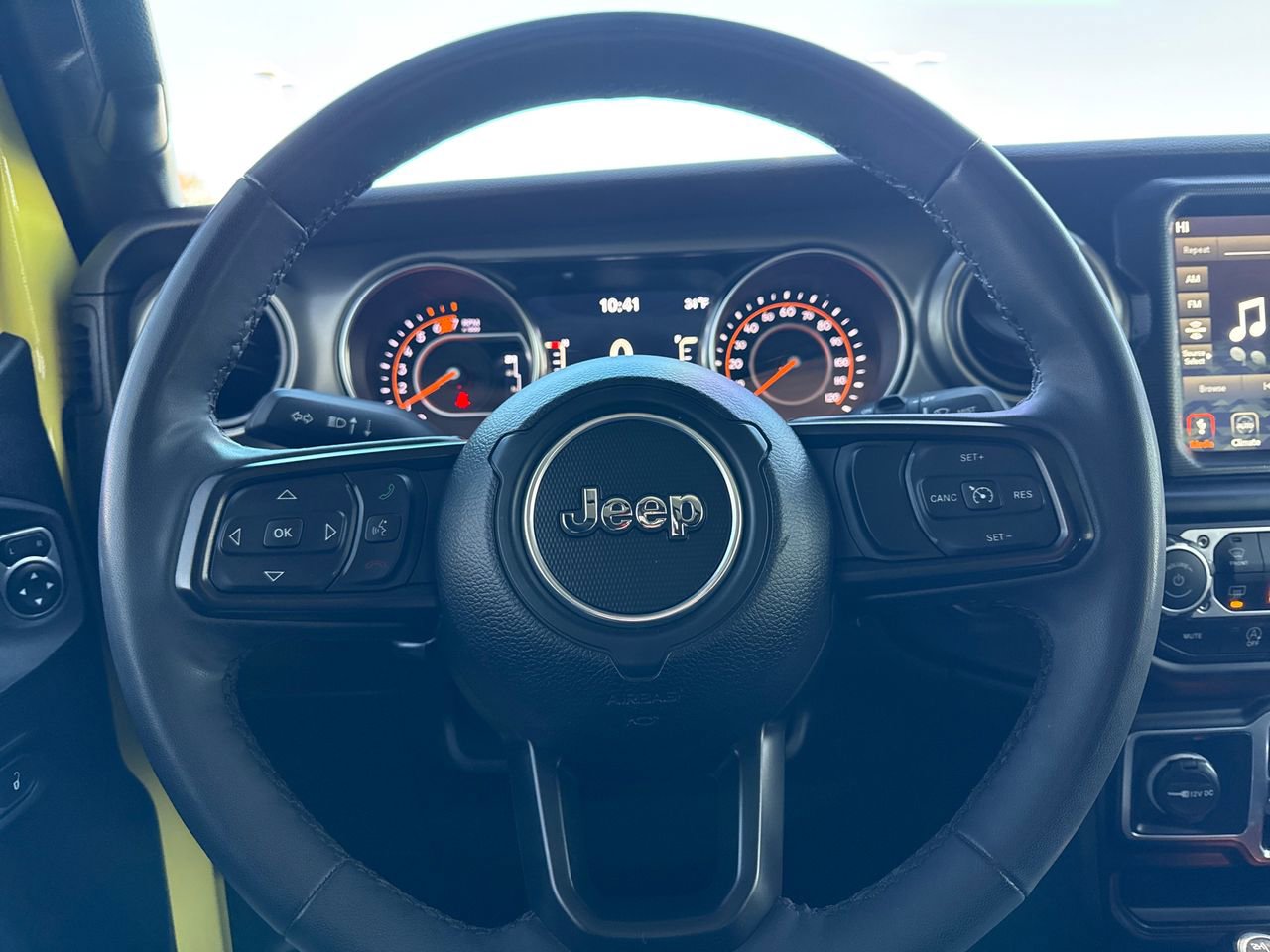 Used 2023 Jeep Wrangler Unlimited Sport image 17