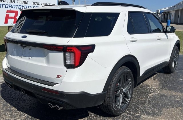 New 2025 Ford Explorer ST image 8