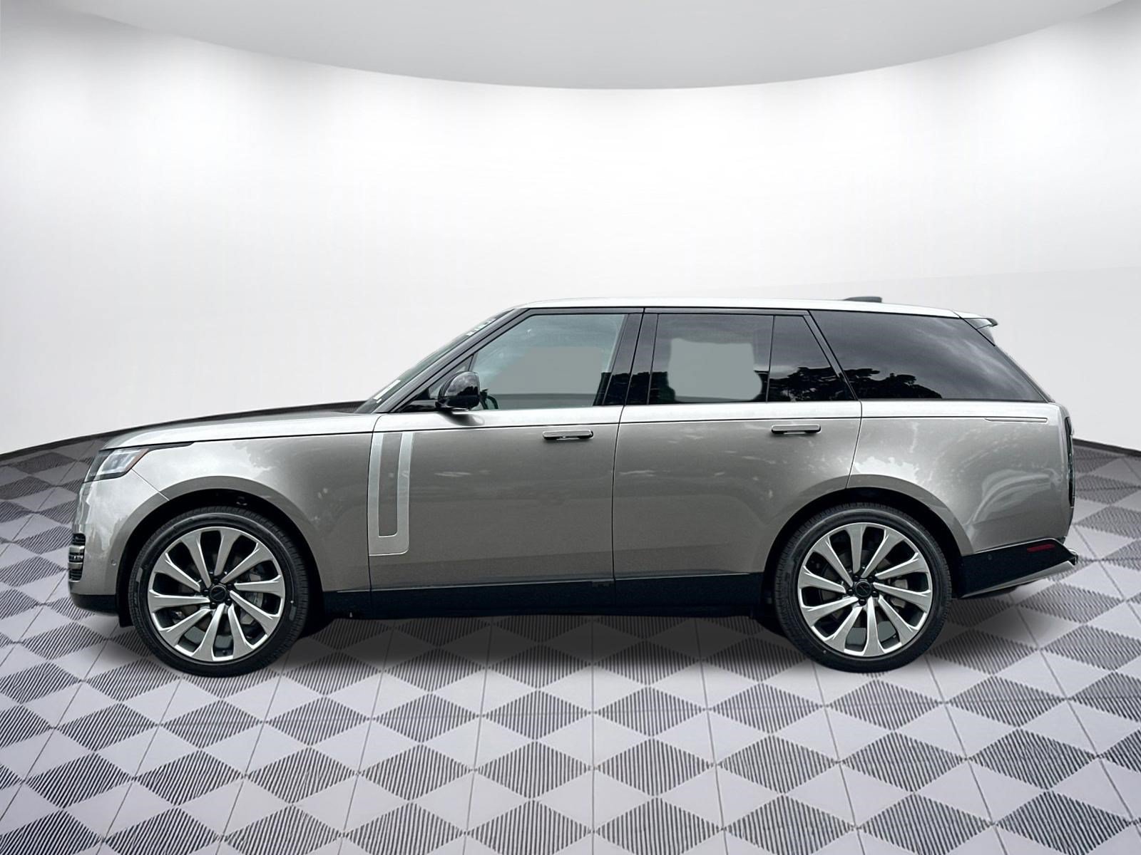 New 2026 Land Rover Range Rover SE AWD/4WD image 2