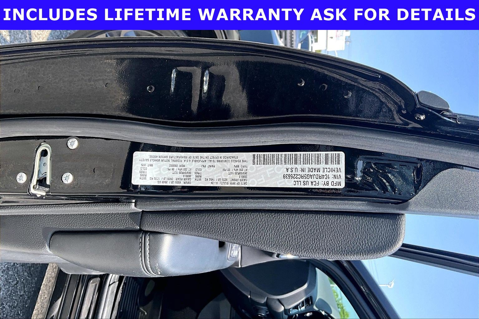 Used 2024 Dodge Durango SXT w/ SXT Blacktop Group AWD/4WD image 30
