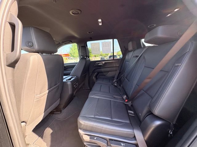 Used 2025 Chevrolet Tahoe LT AWD/4WD image 25