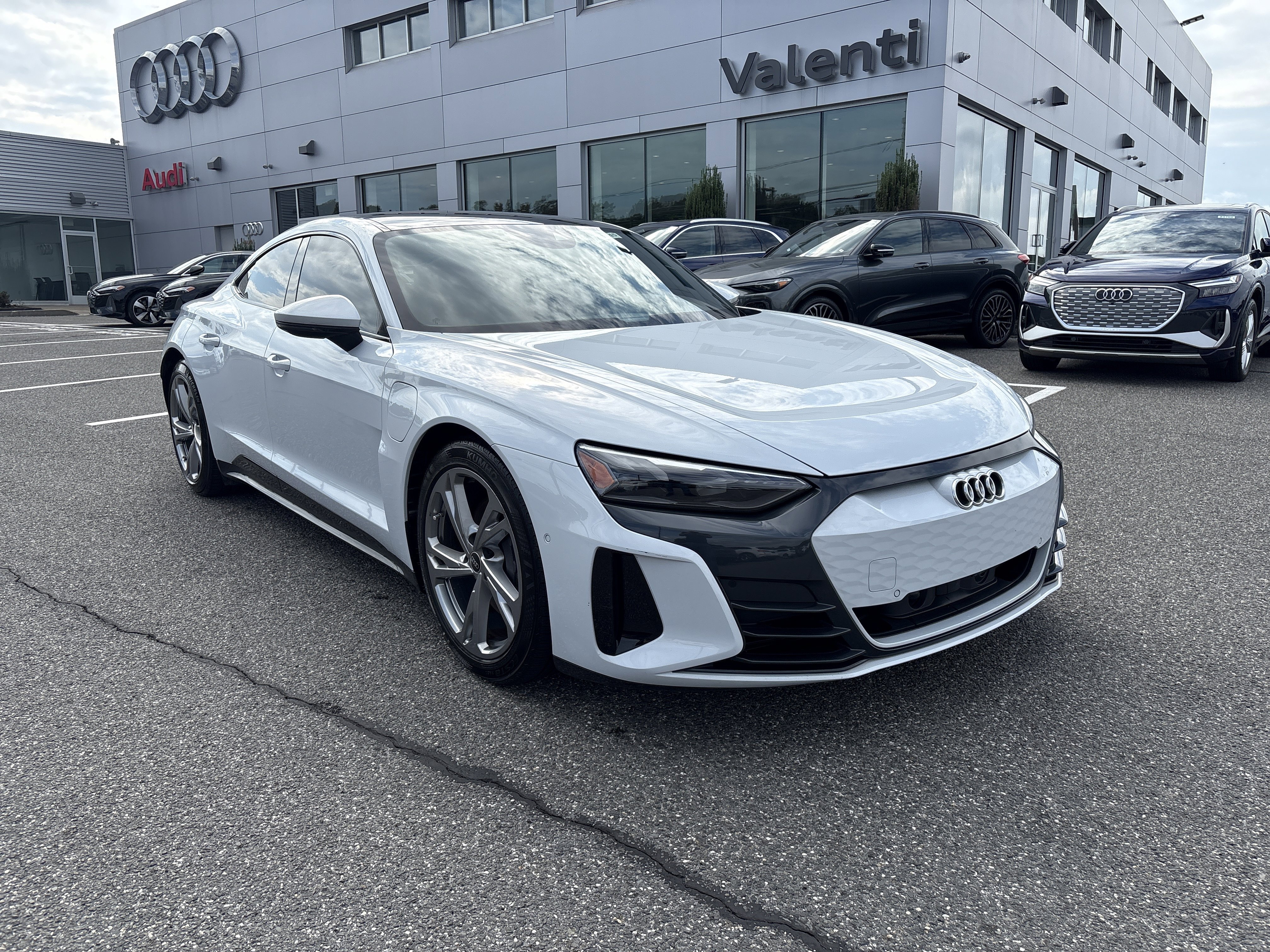 Certified 2023 Audi e-tron GT Prestige w/ Prestige Package