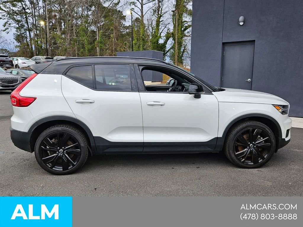 Used 2022 Volvo XC40 P8 Recharge Ultimate AWD/4WD image 11