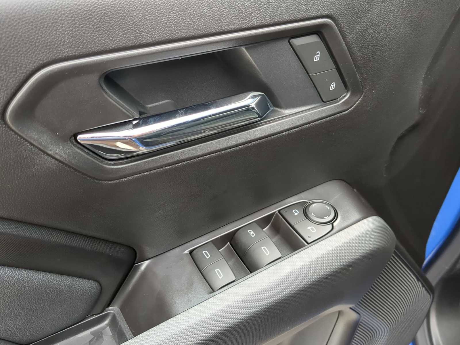 New 2026 GMC Canyon Elevation w/ Convenience Package image 12