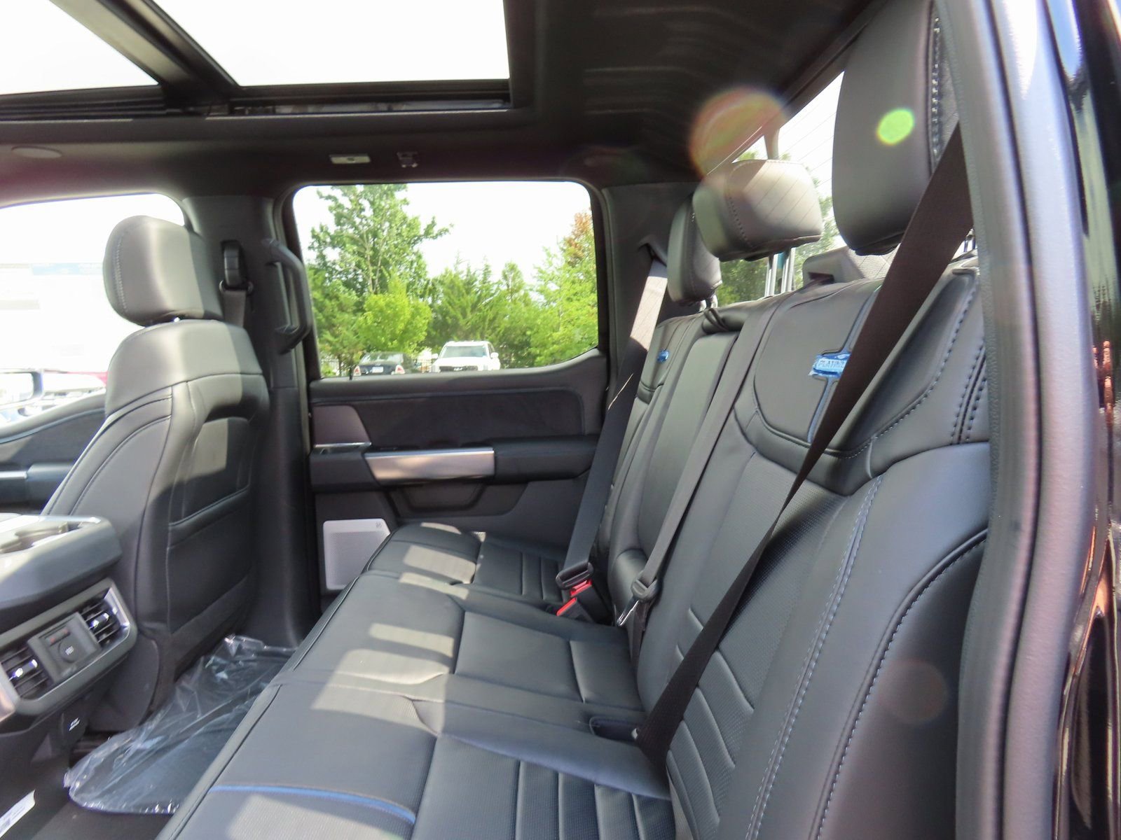 New 2026 Ford F250 Platinum image 21