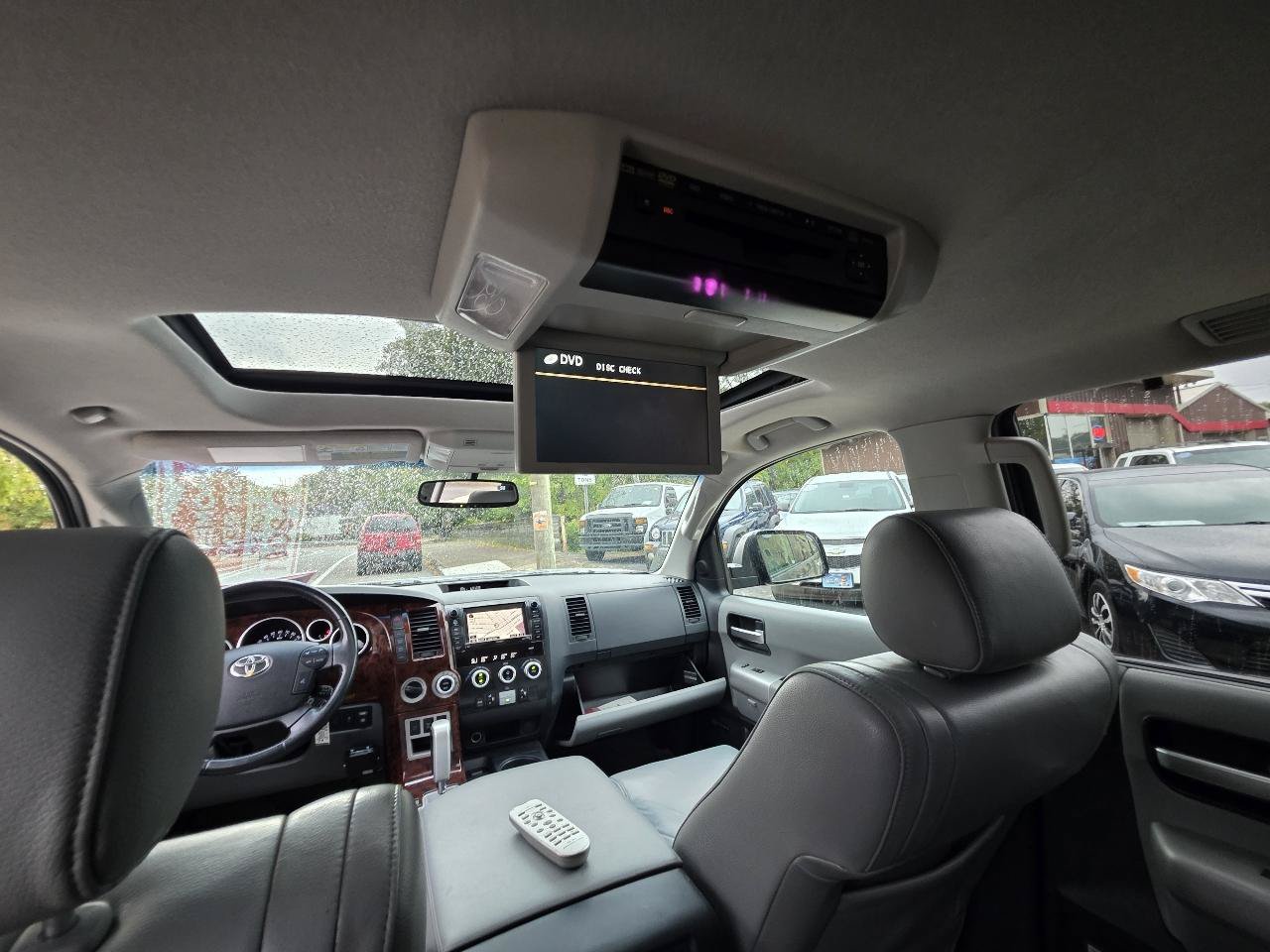 Used 2008 Toyota Sequoia Limited AWD/4WD image 65