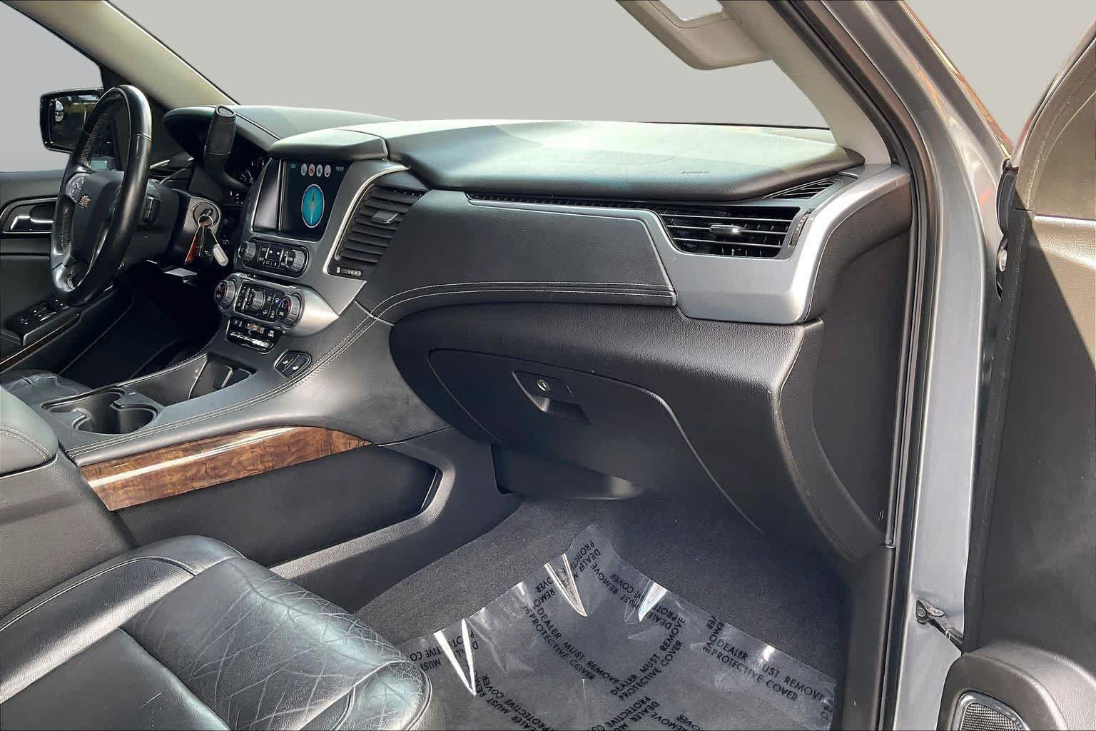 Used 2019 Chevrolet Tahoe LT AWD/4WD image 16