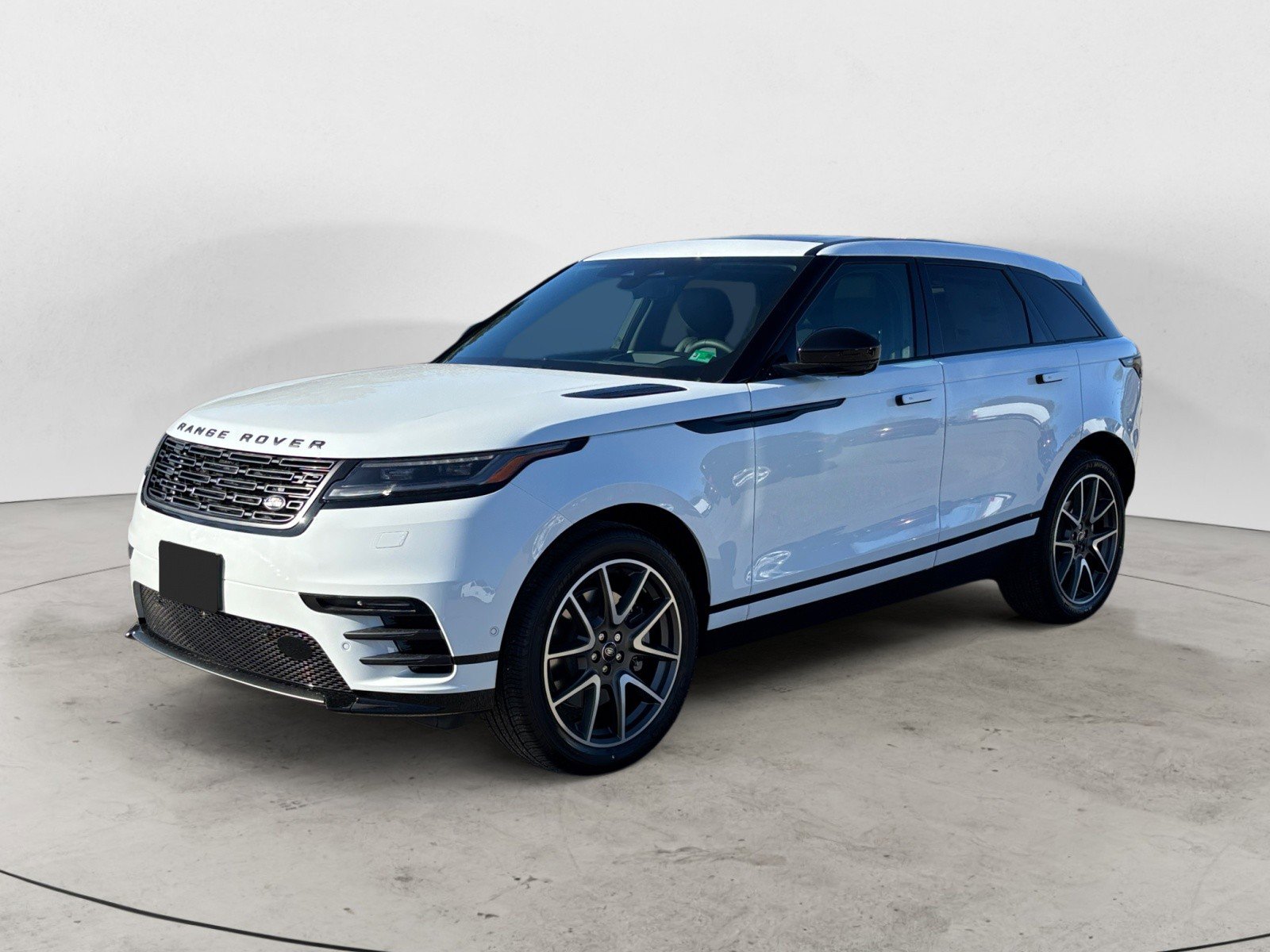 New 2026 Land Rover Range Rover Velar Dynamic SE