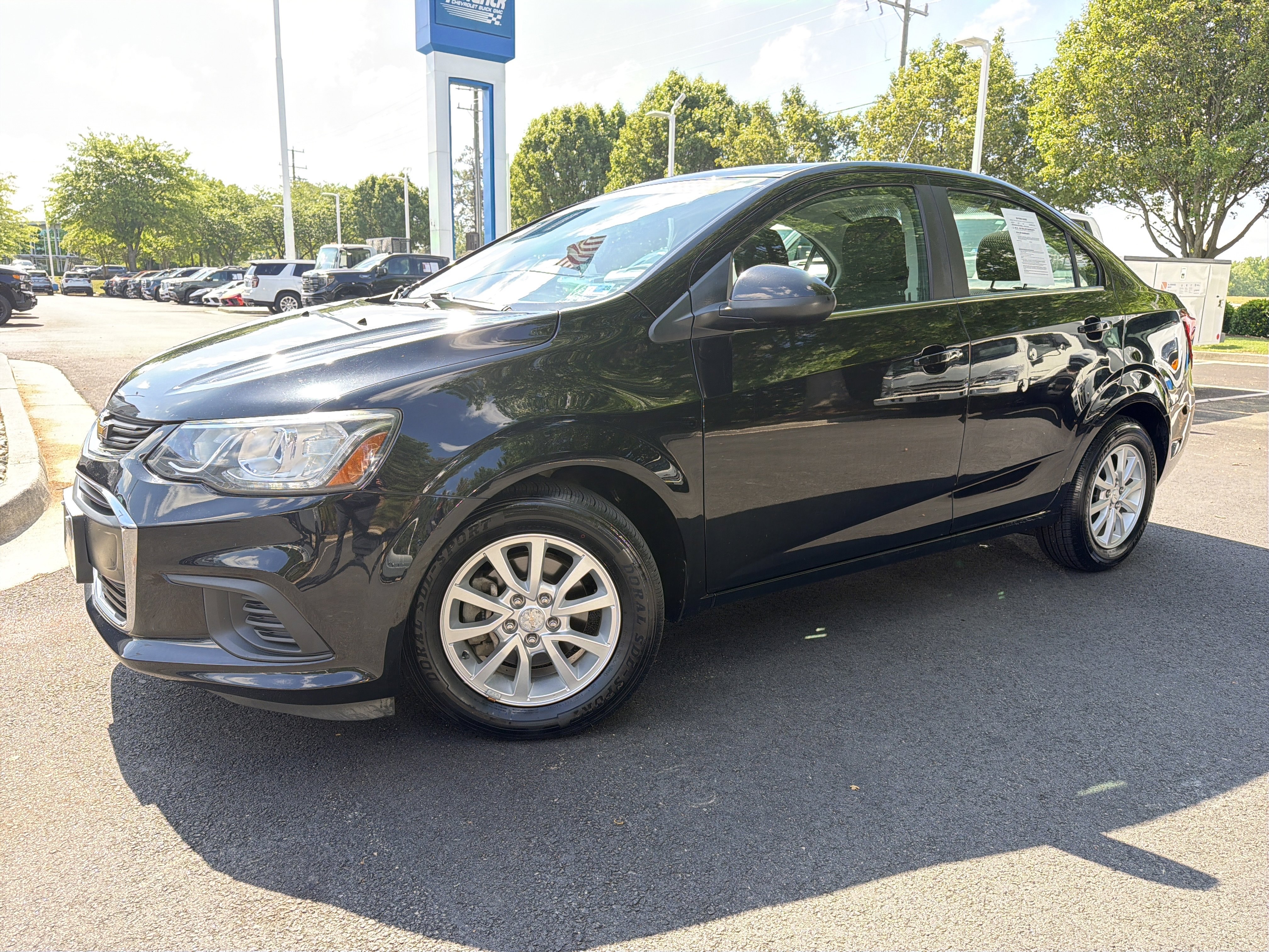 Used 2018 Chevrolet Sonic LT FWD image 5