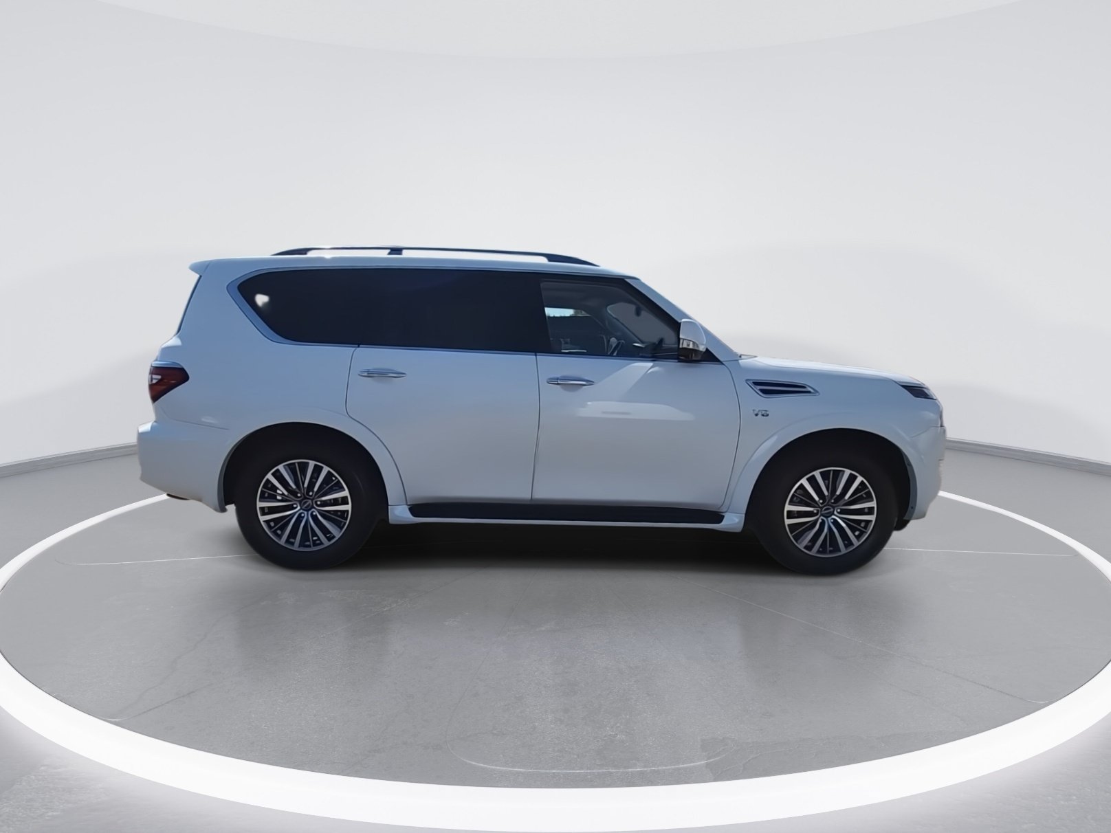 Used 2021 Nissan Armada SL w/ Captain's Chairs Package AWD/4WD image 9