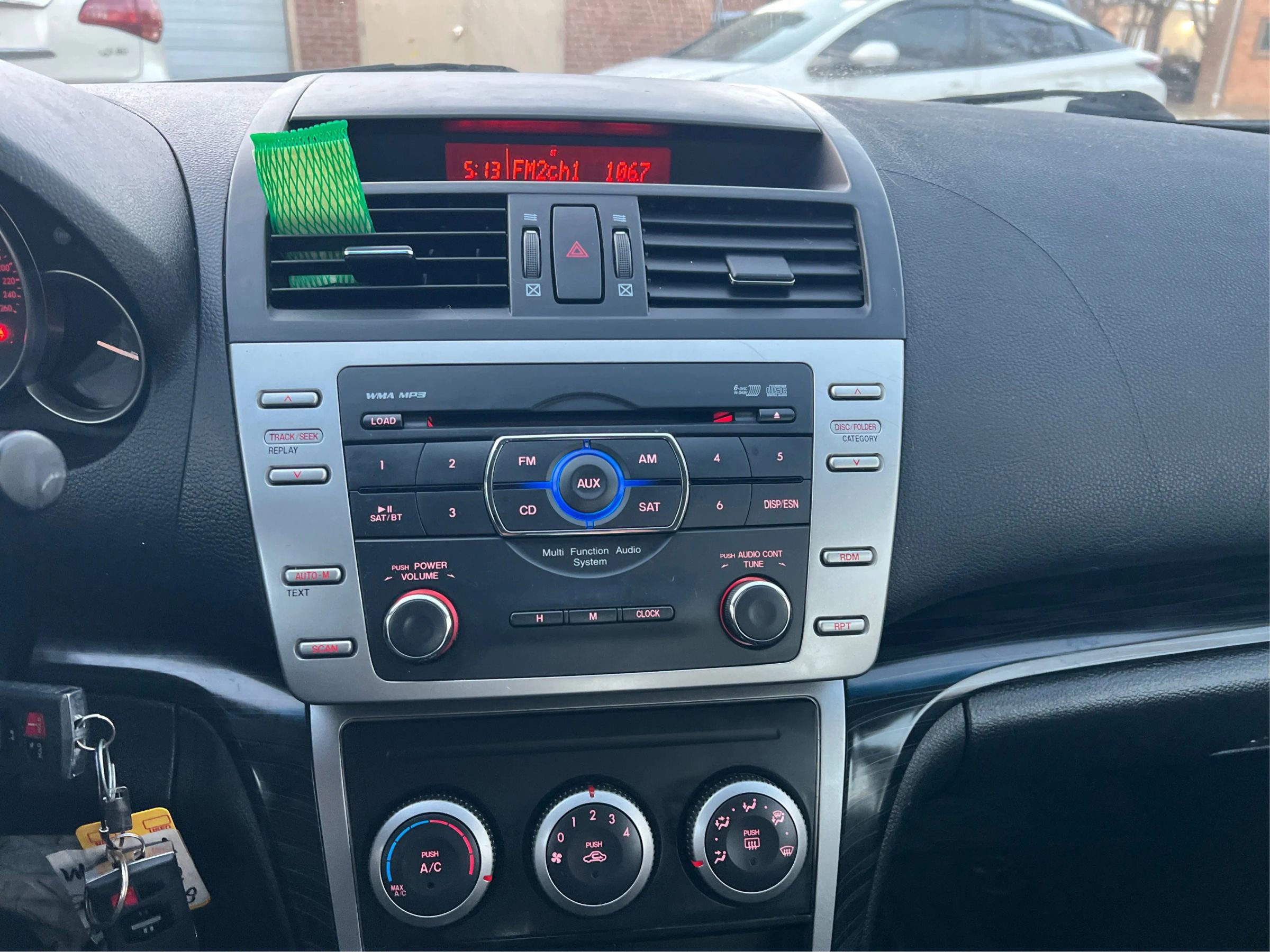 Used 2010 MAZDA MAZDA6 i Touring image 15