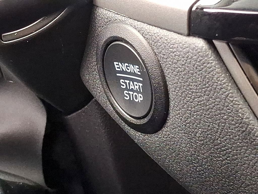 Used 2025 Ford Escape Active FWD image 19