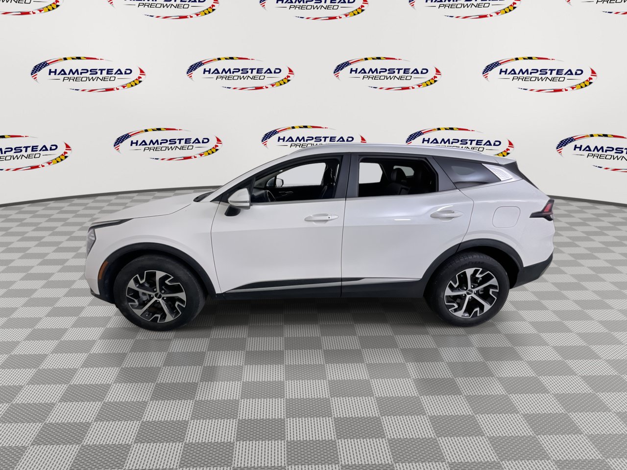 Used 2023 Kia Sportage EX AWD/4WD image 5