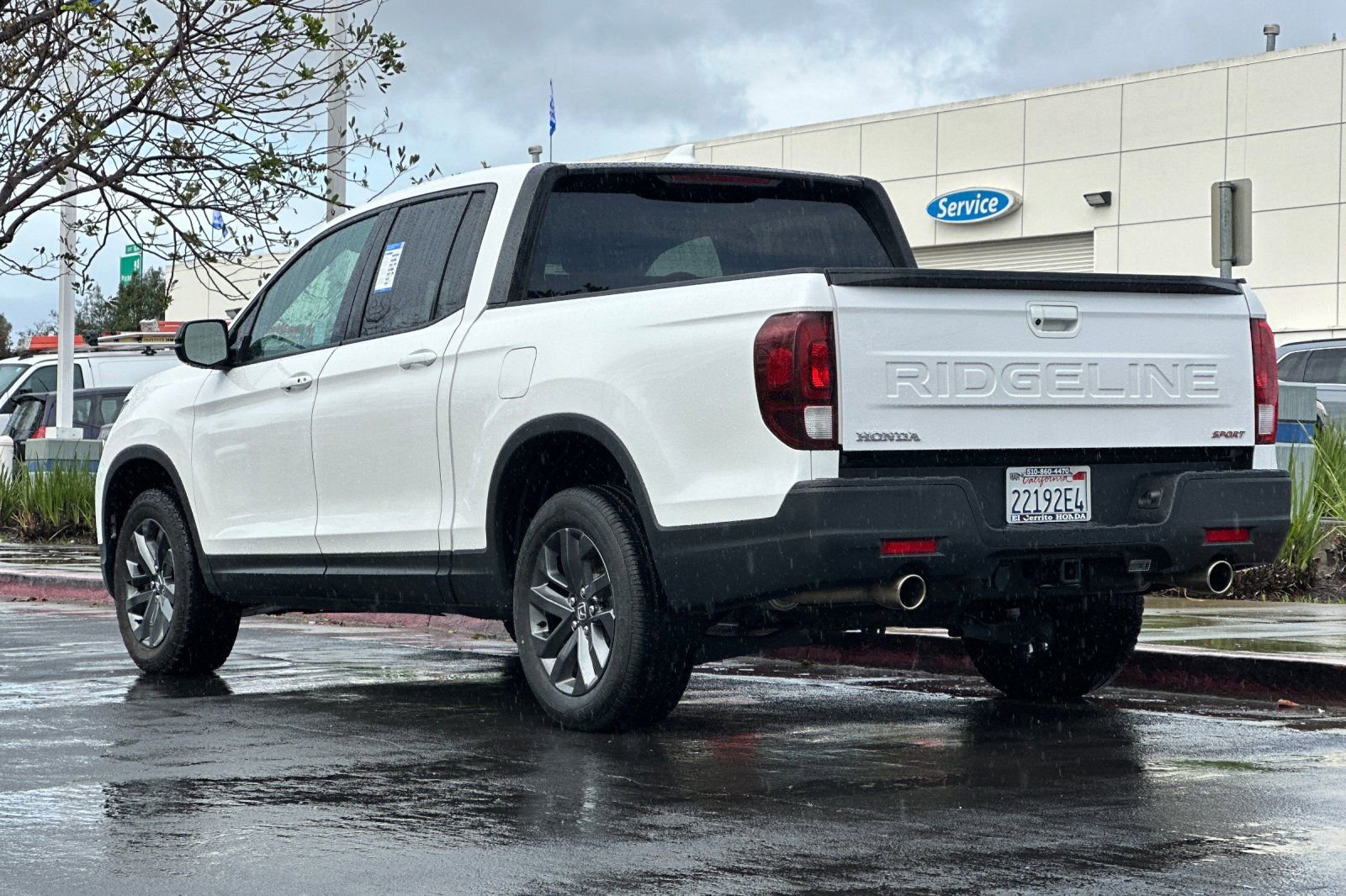 Used 2025 Honda Ridgeline Sport image 5