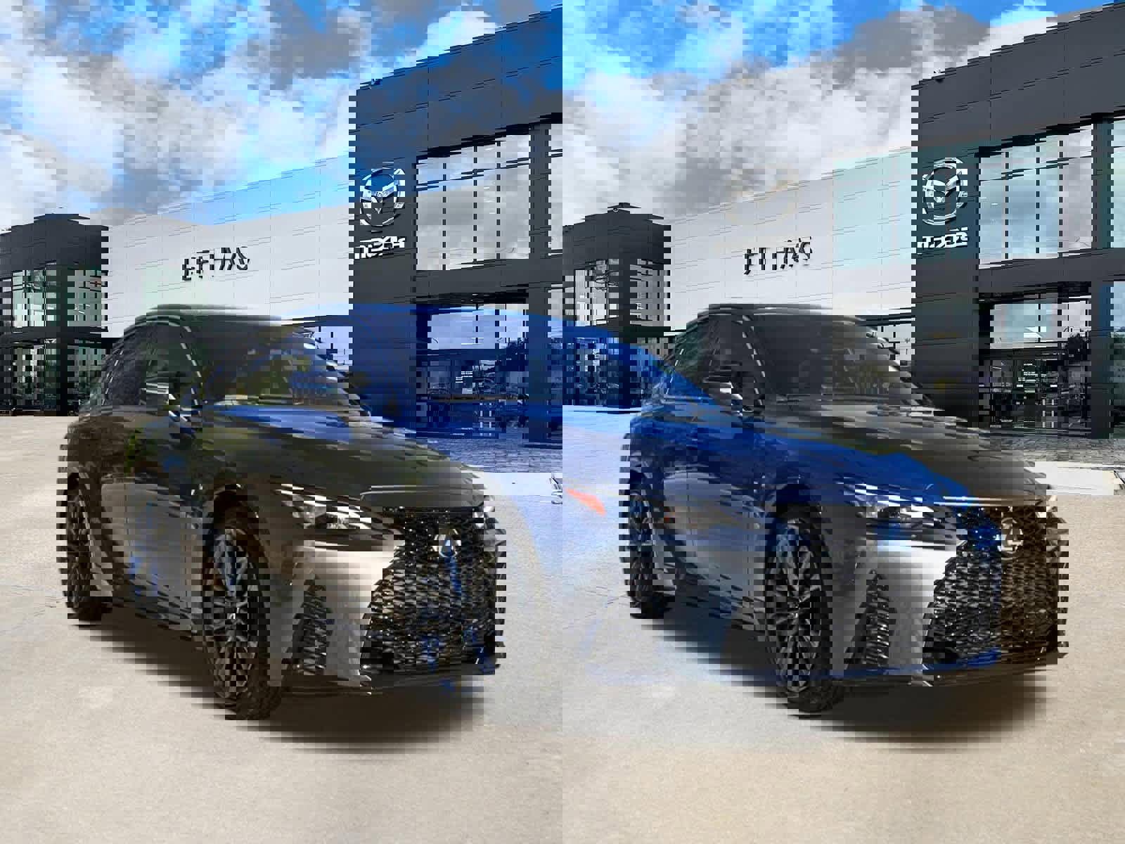 Used 2023 Lexus IS 350 F Sport w/ Navigation Package image 4